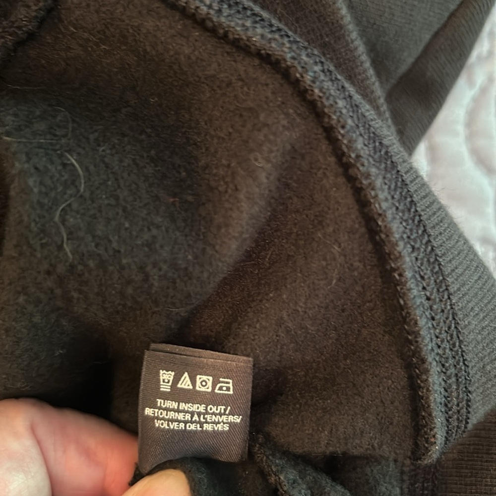 VICTORIA’S SECRET Hoodie - Picture 13 of 13